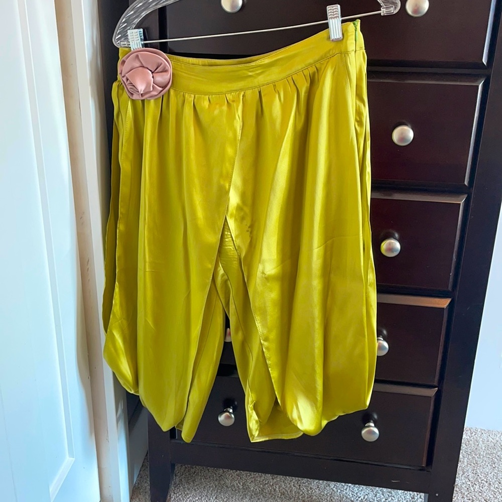 Silk line green Grecian pants